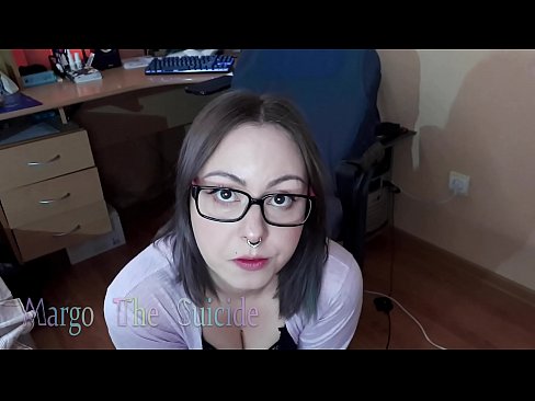 ❤️ Sexy meisje met bril zuigt Dildo diep op camera ️ Harde porno at porn nl.xlxxporno.ru ❤