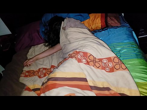 ❤️ Stiefzoon die zijn jonge stiefmoeder berispt terwijl ze slaapt. ️ Harde porno at porn nl.xlxxporno.ru ❤